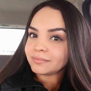 Meet your Posher, Elisa